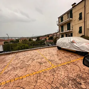 fronte-mare-wifi-piscina.hotelitalianriviera.com/
